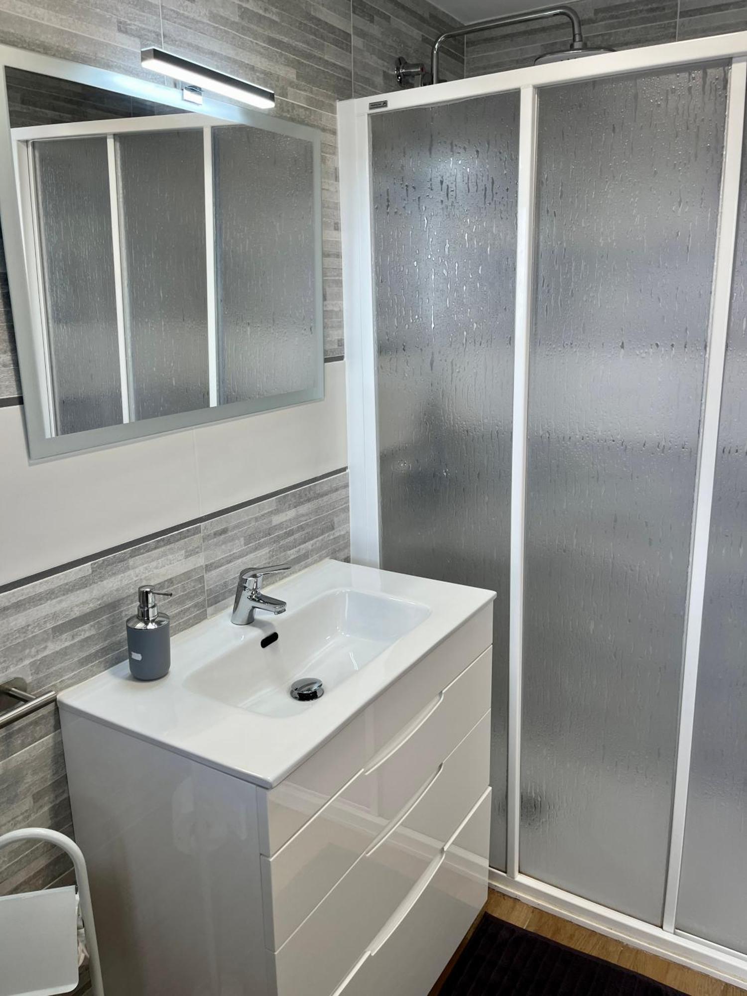 Ducado 13 Playa Benidorm Apartment Bagian luar foto